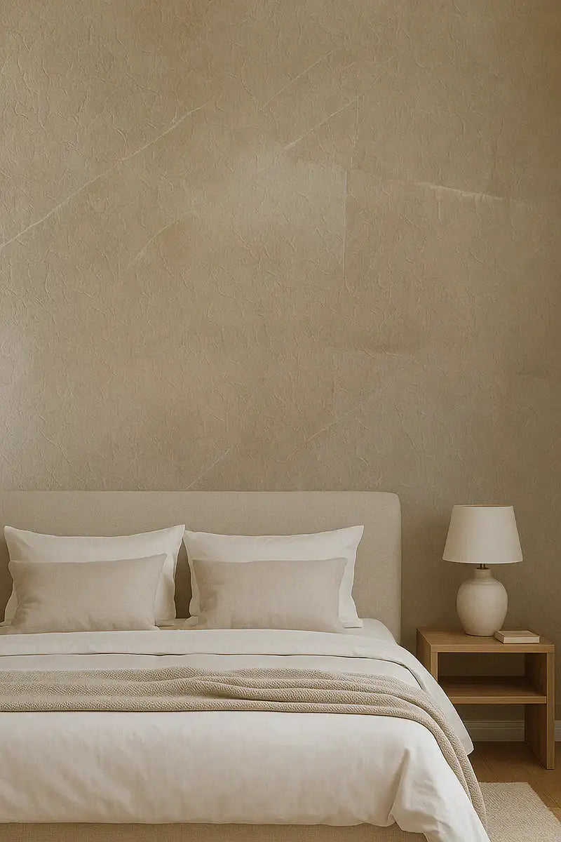 Beige natuursteenlook wandpaneel in slaapkamer