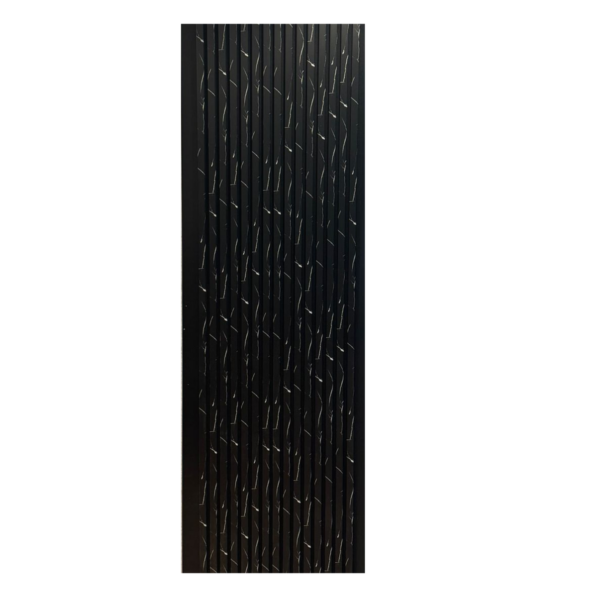 Crne vertikalne zidne letvice sa suptilnim mermernim šarama