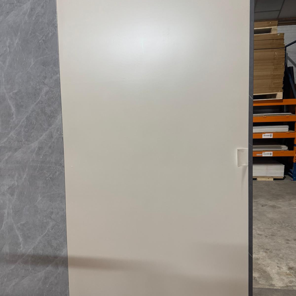 Gebroken wit marmerlook paneel mat